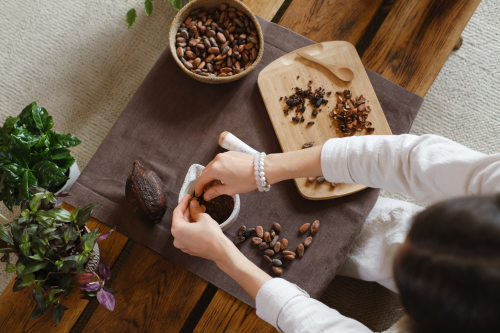Zawartość miazgi kakaowej odróżnia czekoladę białą od innych rodzajów