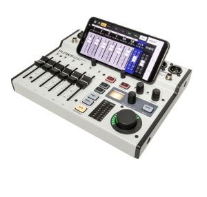 Behringer FLOW 8