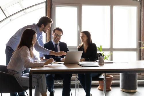 na znakach towarowych zastrzeżenie nazwy, własności intelektualnej, rejestrowaniu znaków towarowych, nazwa jest zastrzeżona