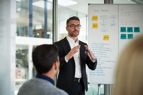 w celu obsługi przesłanego zapytania, w ochronie marki otrzymał wyróżnienie, logo firmy podobne wpisy, nazwa jest zastrzeżona