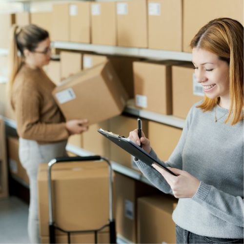 tłumaczenia dla usług – tłumaczenia zwykłe i uwierzytelnione