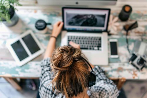 Jakie języki dominują na LinkedInie Jakie języki dominują na LinkedInie