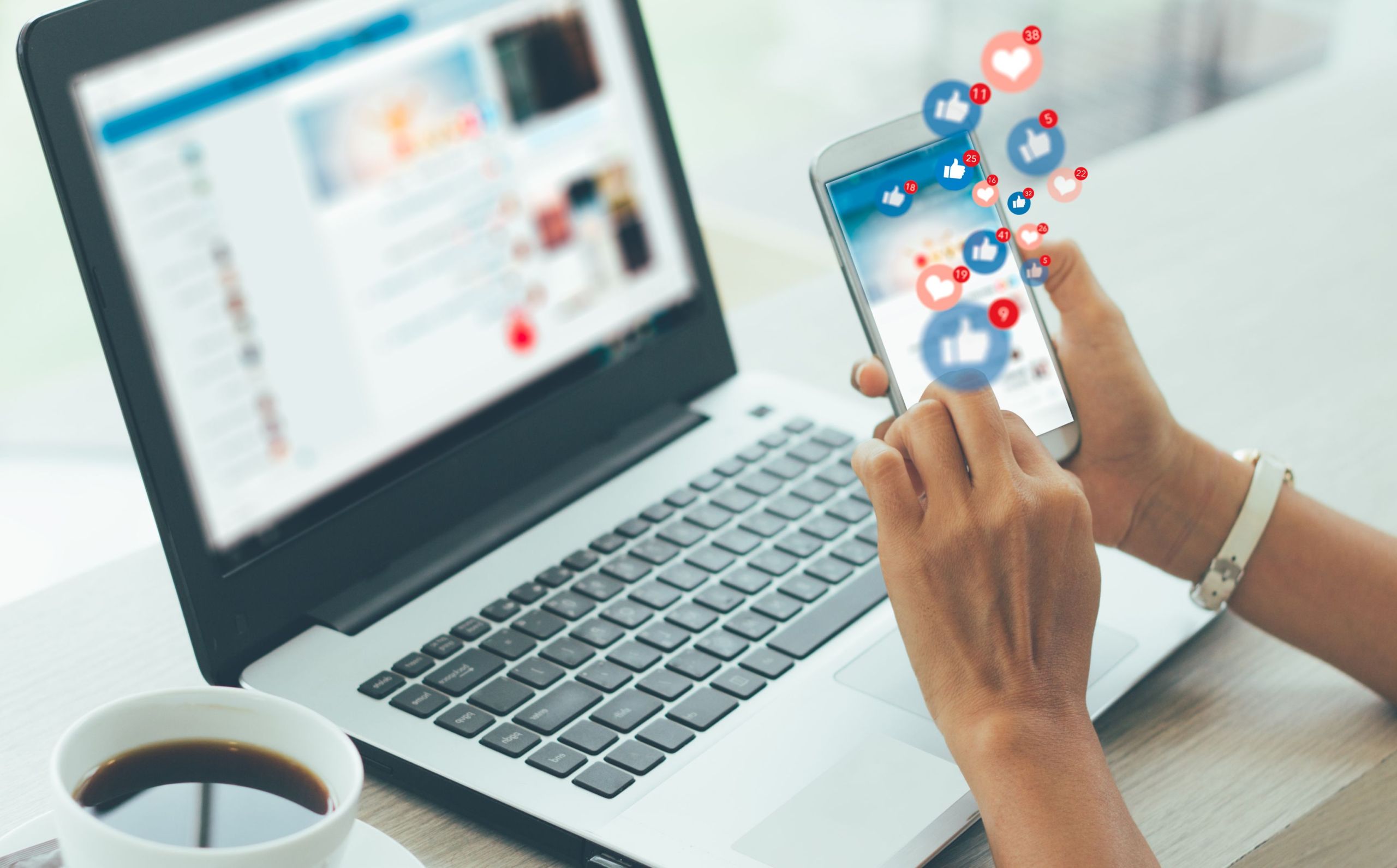 Jakie języki dominują na LinkedInie Jakie języki dominują na LinkedInie